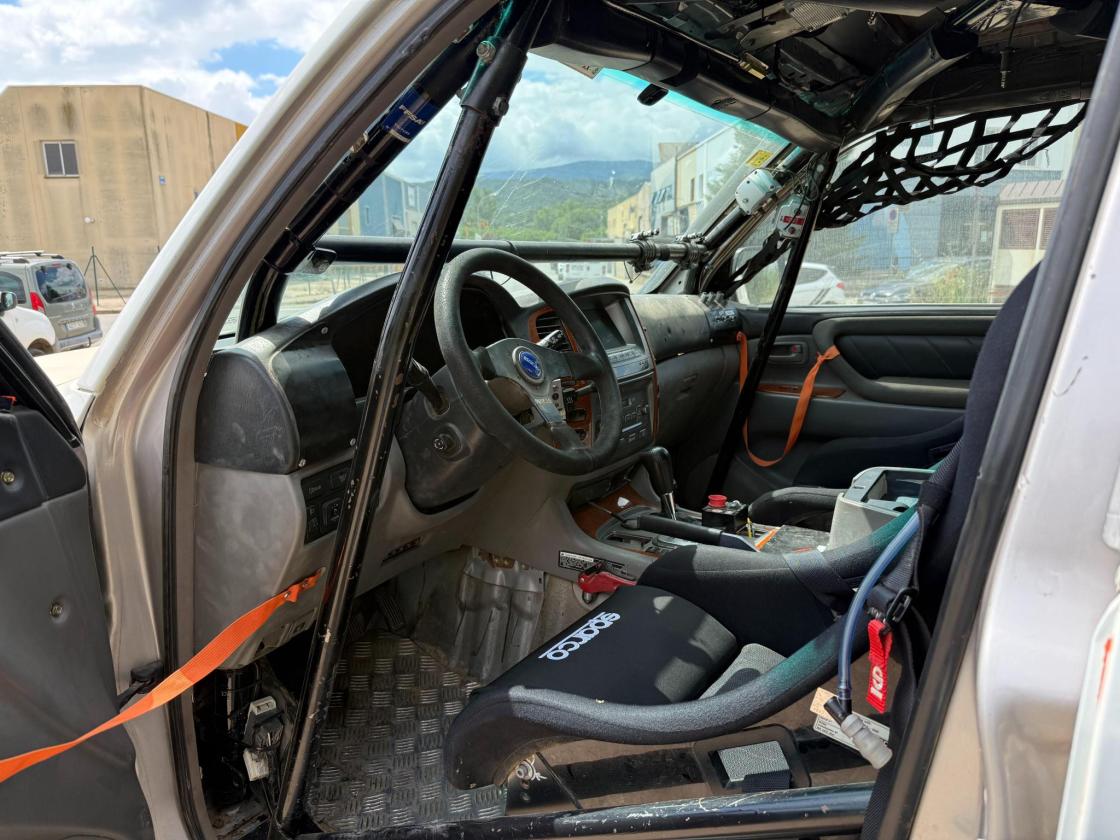 TOYOTA HDJ 100 - Image 6