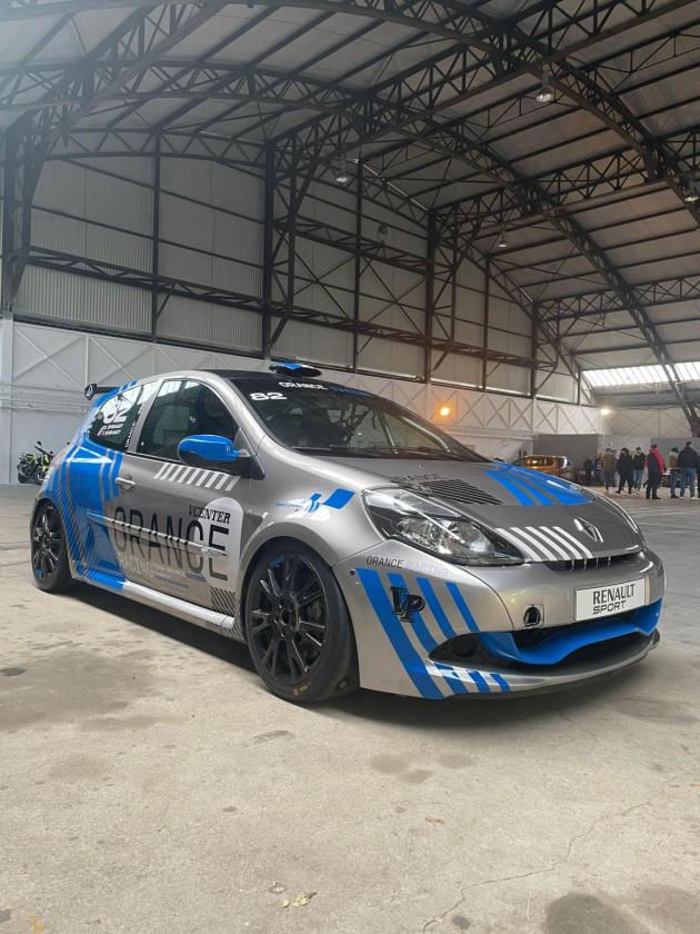 Renault Clio 3 Cup X85 - Image 3