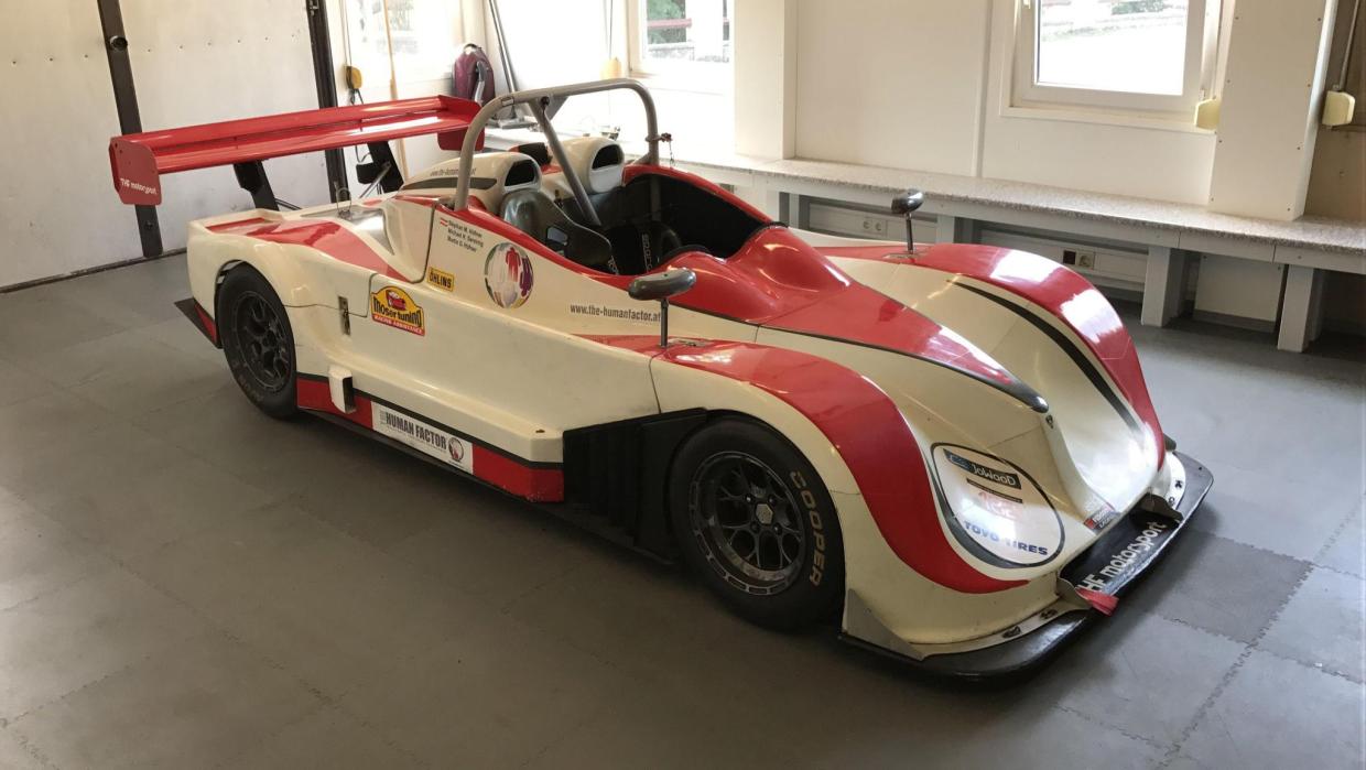 Global Lights Motorsport GT2 - Slika 2