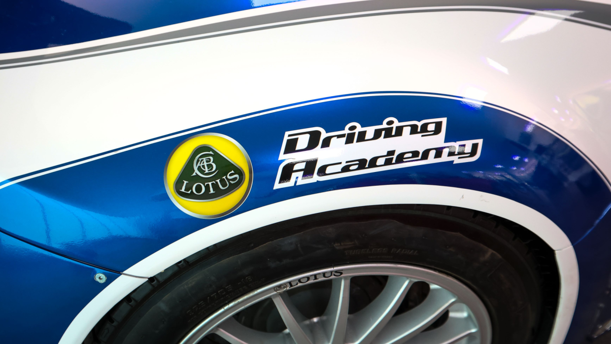 2011 Lotus Evora GTE Le Mans Race Car - Image 5