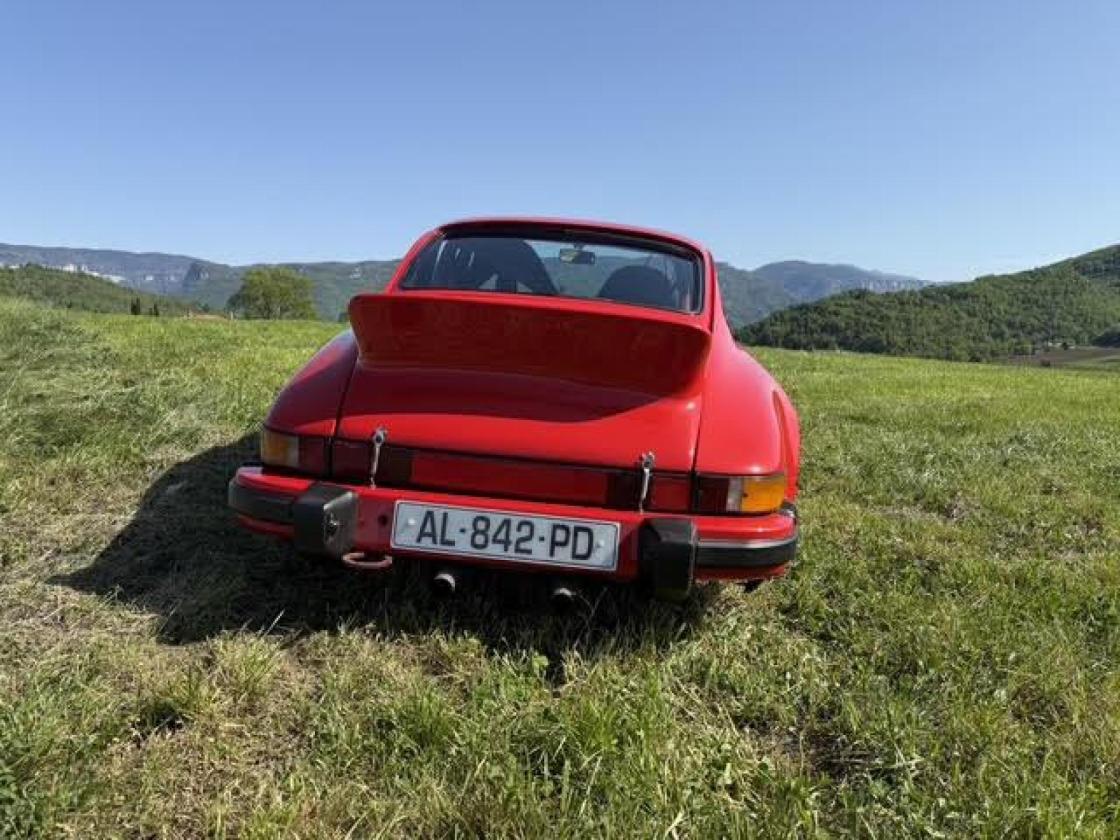 Porsche 911 2.7 class FIA GTS37 - Image 5