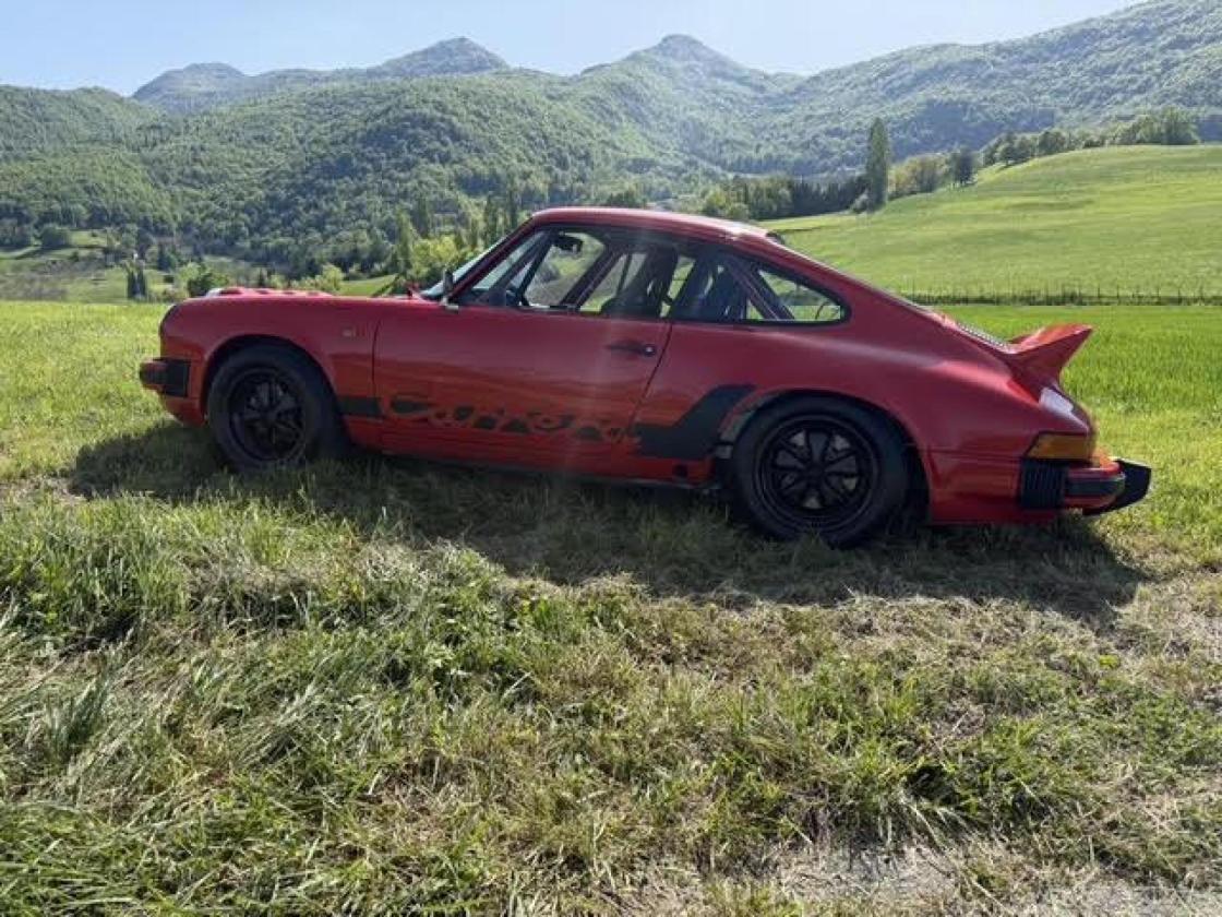 Porsche 911 2.7 class FIA GTS37 - Image 7