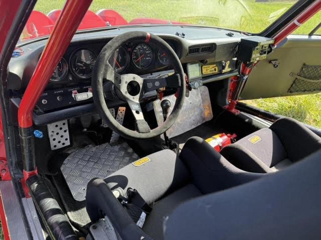 Porsche 911 2.7 class FIA GTS37 - Image 10