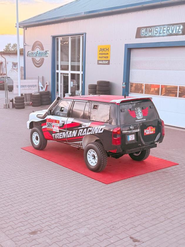 Nissan Patrol Stock T2 Dakar Supersafari - Image 6