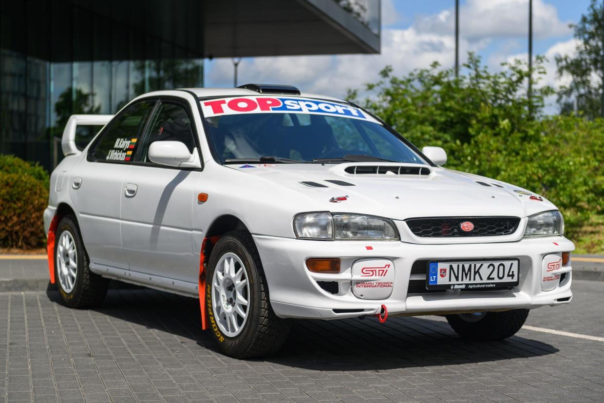 Subaru Impreza STI rally car - Image 3