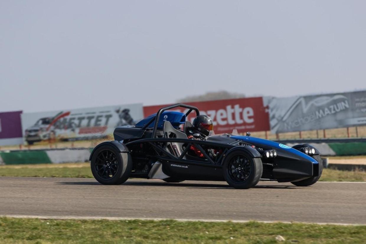 Ariel Atom 4
