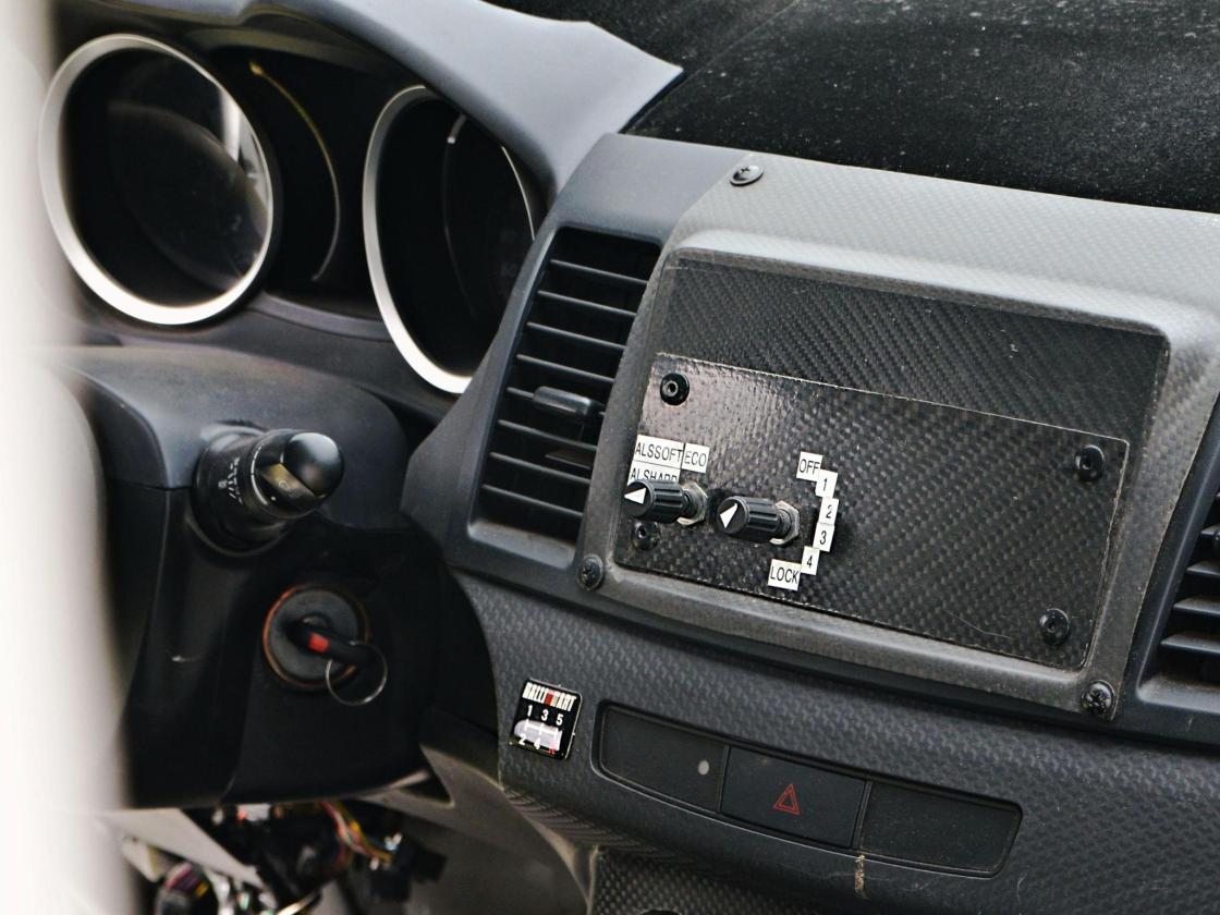 Mitsubishi Lancer Evolution X RS N Group - Image 4