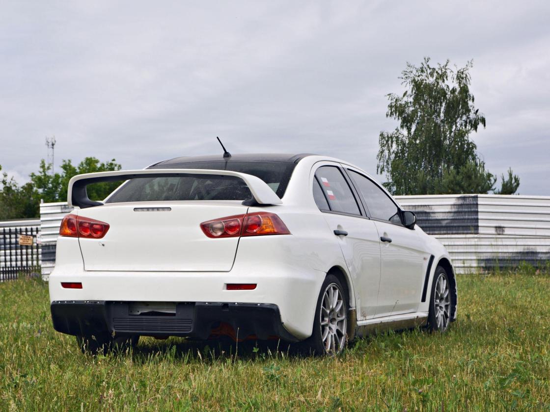 Mitsubishi Lancer Evolution X RS N Group - Image 5