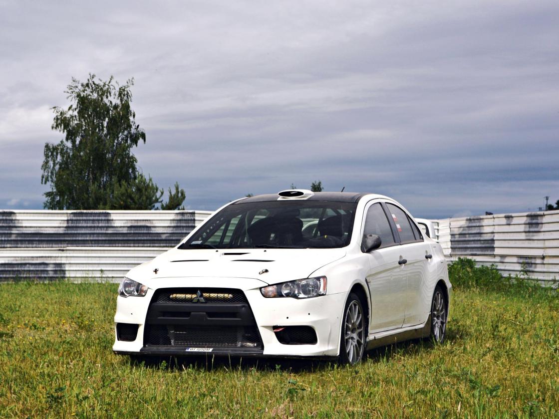 Mitsubishi Lancer Evolution X RS N Group - Image 10