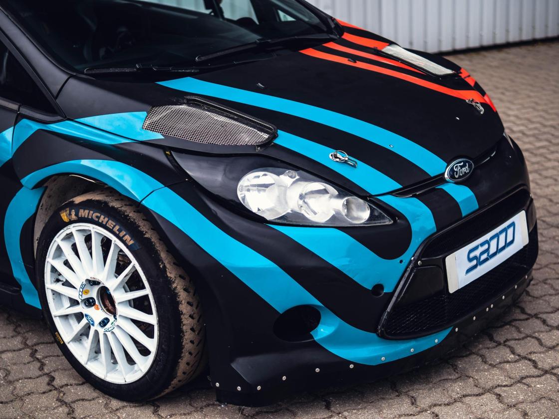 Ford Fiesta S2000 - Image 9