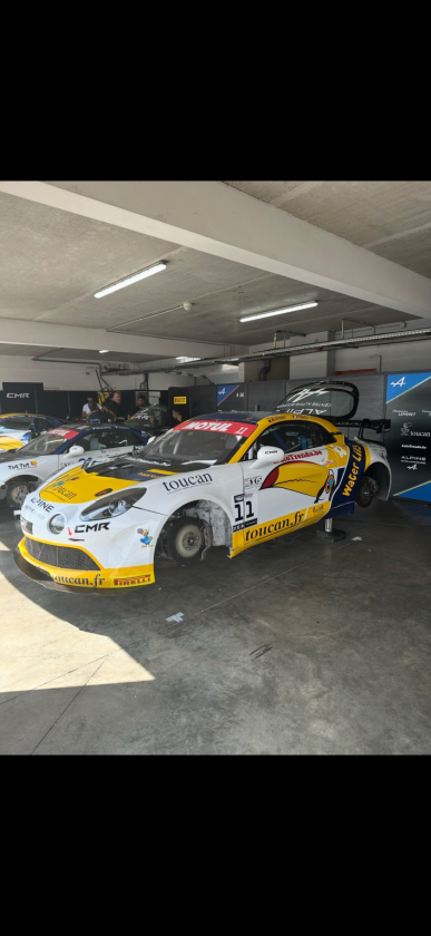 Alpine A110 GT4 Signatech