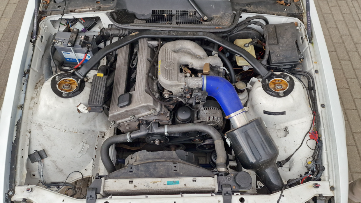 BMW 318is CUP - Image 7