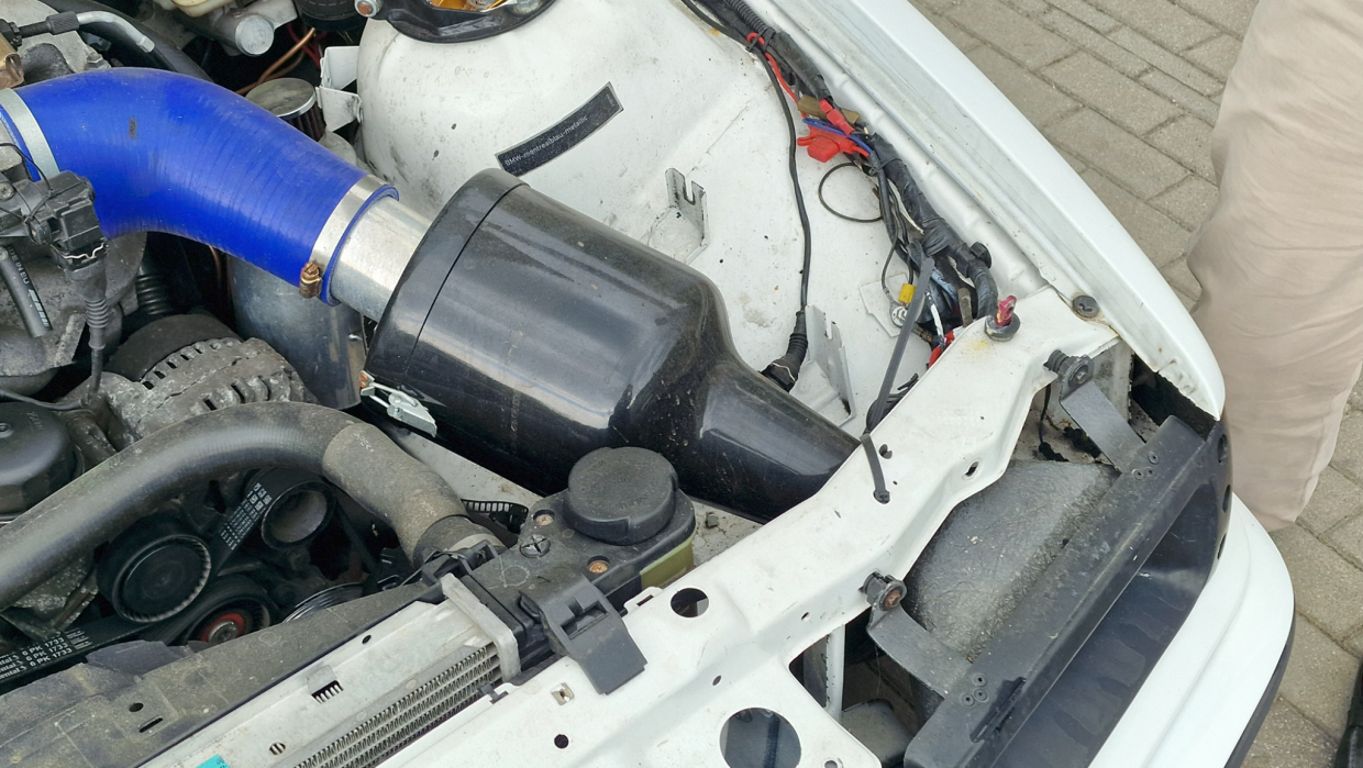 BMW 318is CUP - Image 8