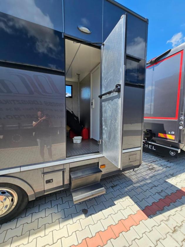 Závodní přepravní přívěs FLIEGL od společnosti LEHEL Coachbuilder - Image 7