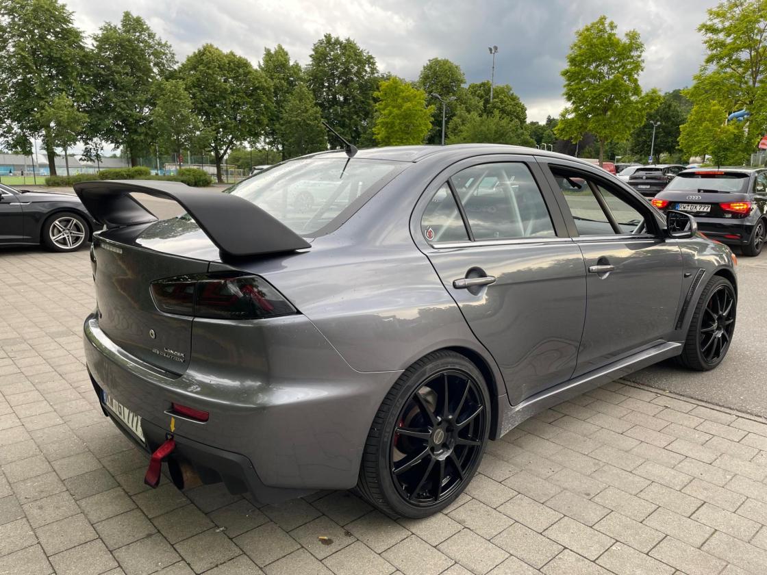 Mitsubishi Lancer Evolution X 10 - Image 4