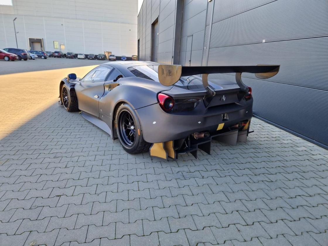 Ferrari 488 GT3 EVO #462 - Image 6