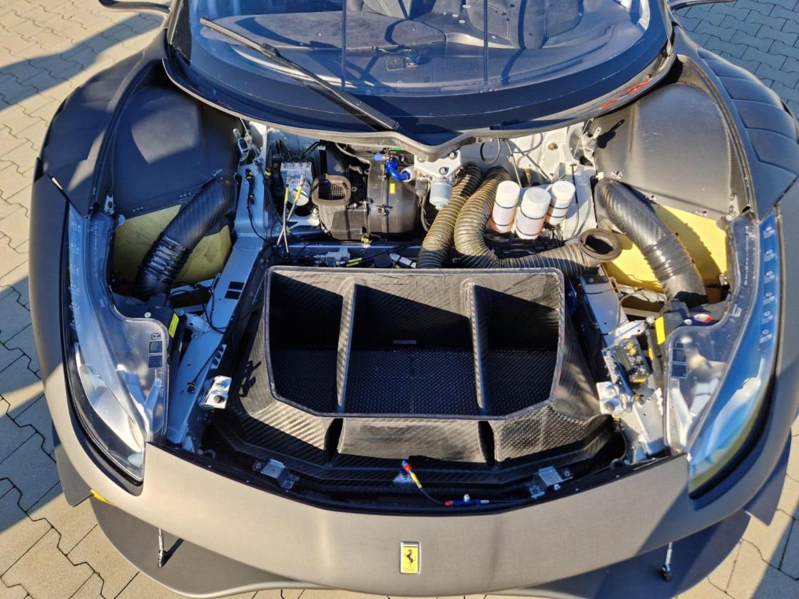 Ferrari 488 GT3 EVO #462 - Image 8