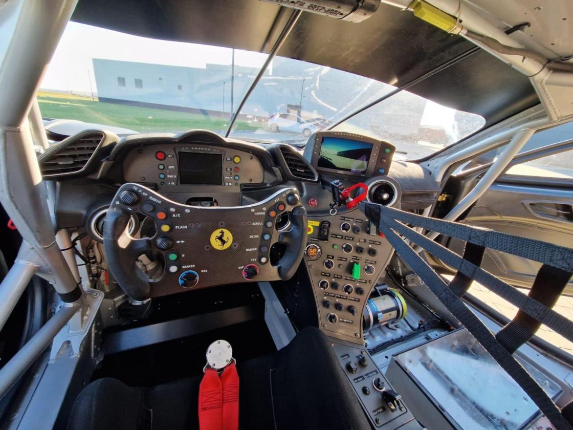 Ferrari 488 GT3 EVO #462 - Image 10