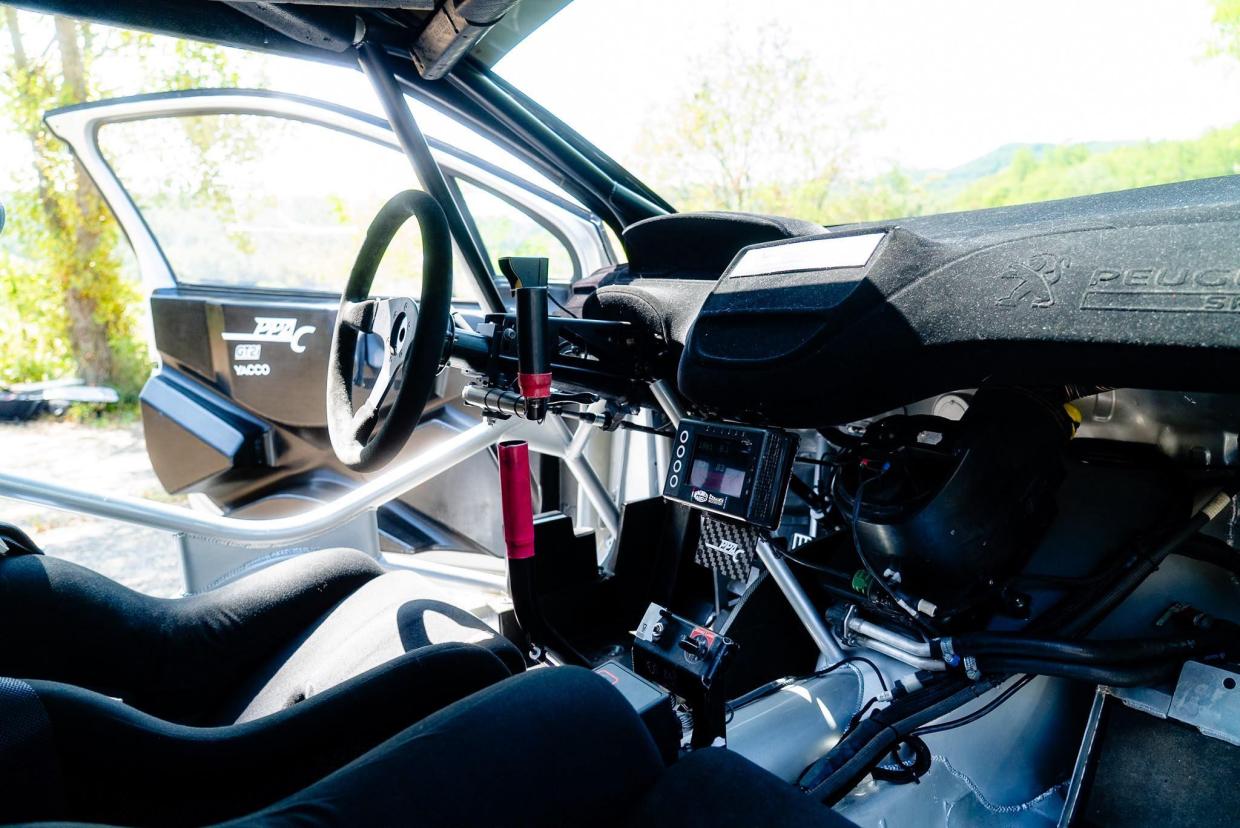 Peugeot 208T16 R5 - Image 8