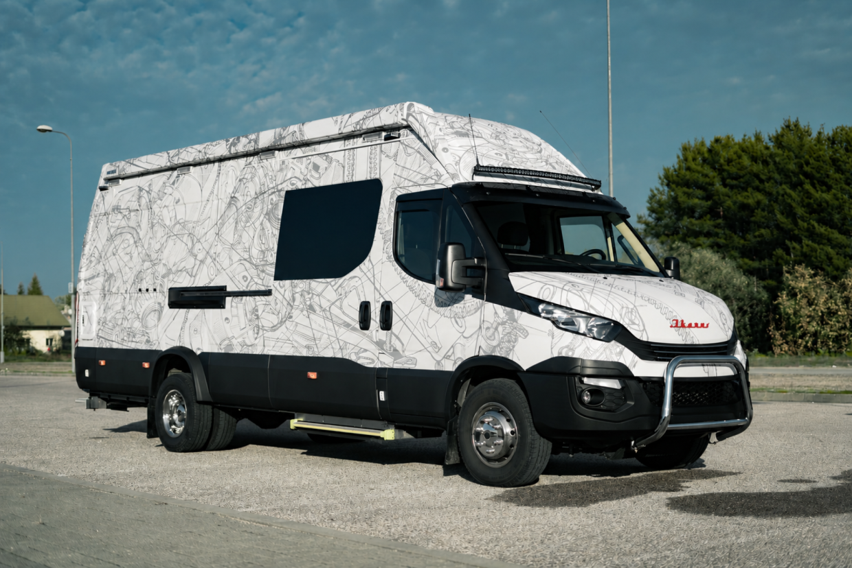 Iveco 70C18 7,5 t – servisní vozidlo pro motorsport
