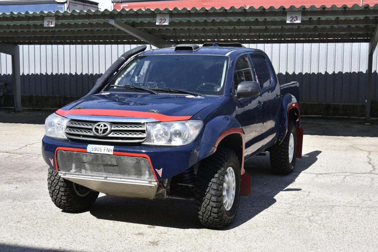 Toyota Hilux T1-N (Zweiter in der Gesamtwertung der spanischen Meisterschaft und zweifacher Kategori