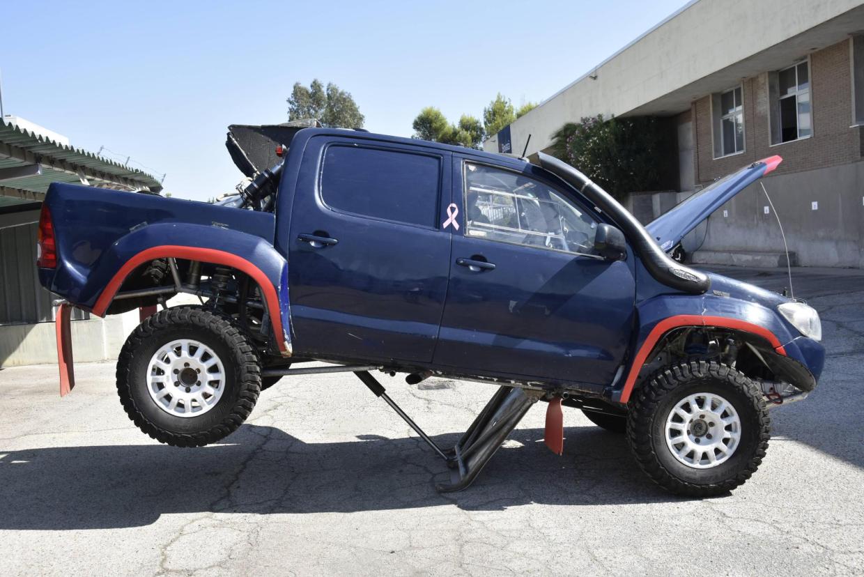 Toyota Hilux T1-N (Spanish overall runner-up and two-time category champion) - Image 4