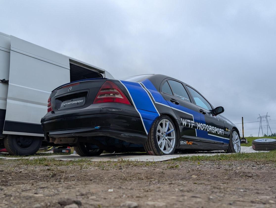 MB C500 W203 - V8 DRIFT build - Image 9