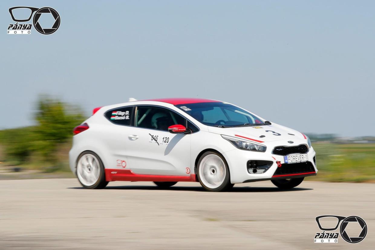 Kia Proceed GT 1.6 Turbó