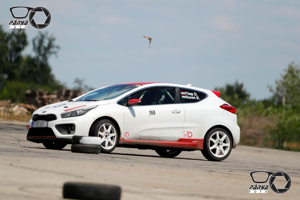Kia Proceed GT 1.6 Turbó - Image 2
