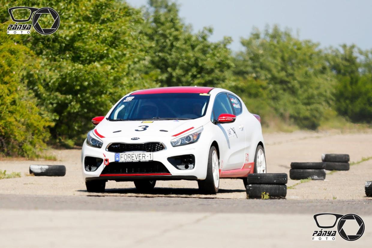 Kia Proceed GT 1.6 Turbó - Image 3
