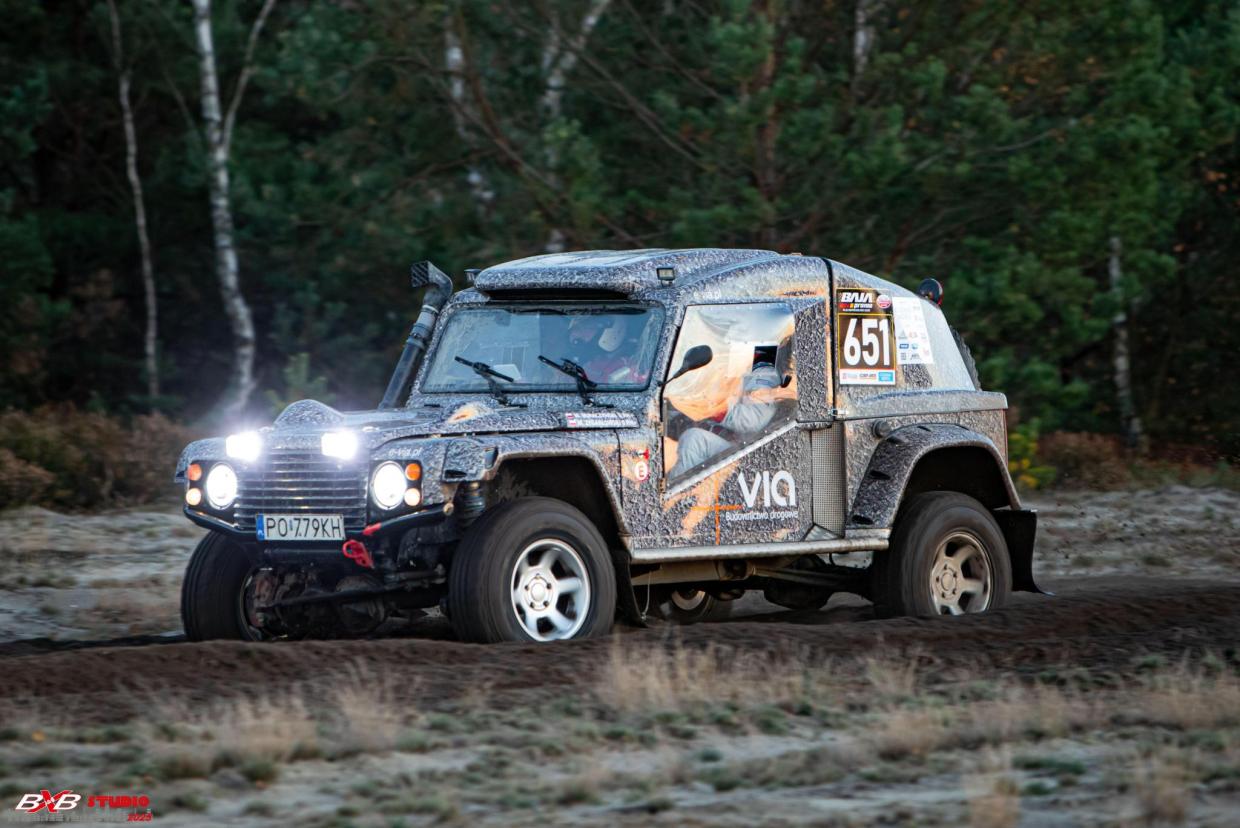 Mercedes G Tomcat Bowler King Suspension - Cross Country Baja Rally - Rent and buy