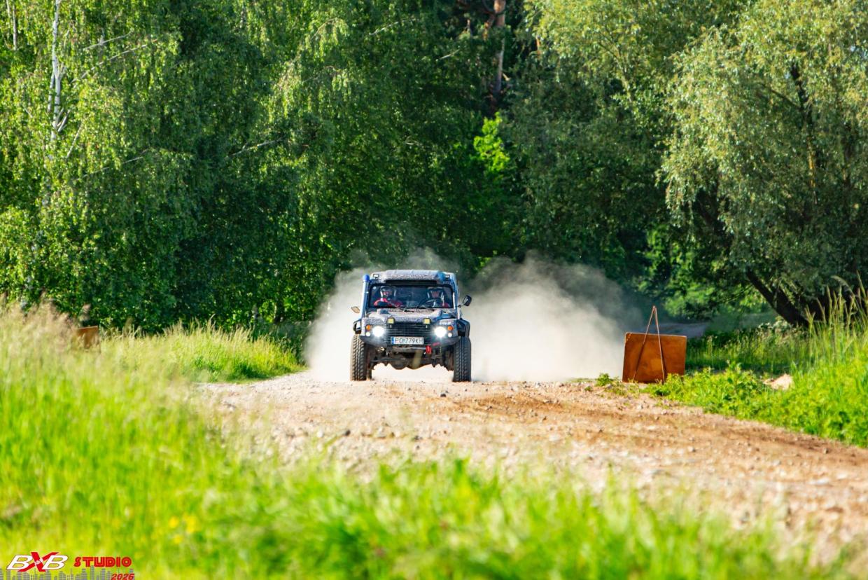 Mercedes G Tomcat Bowler King Suspension - Cross Country Baja Rally - Rent and buy - Image 5