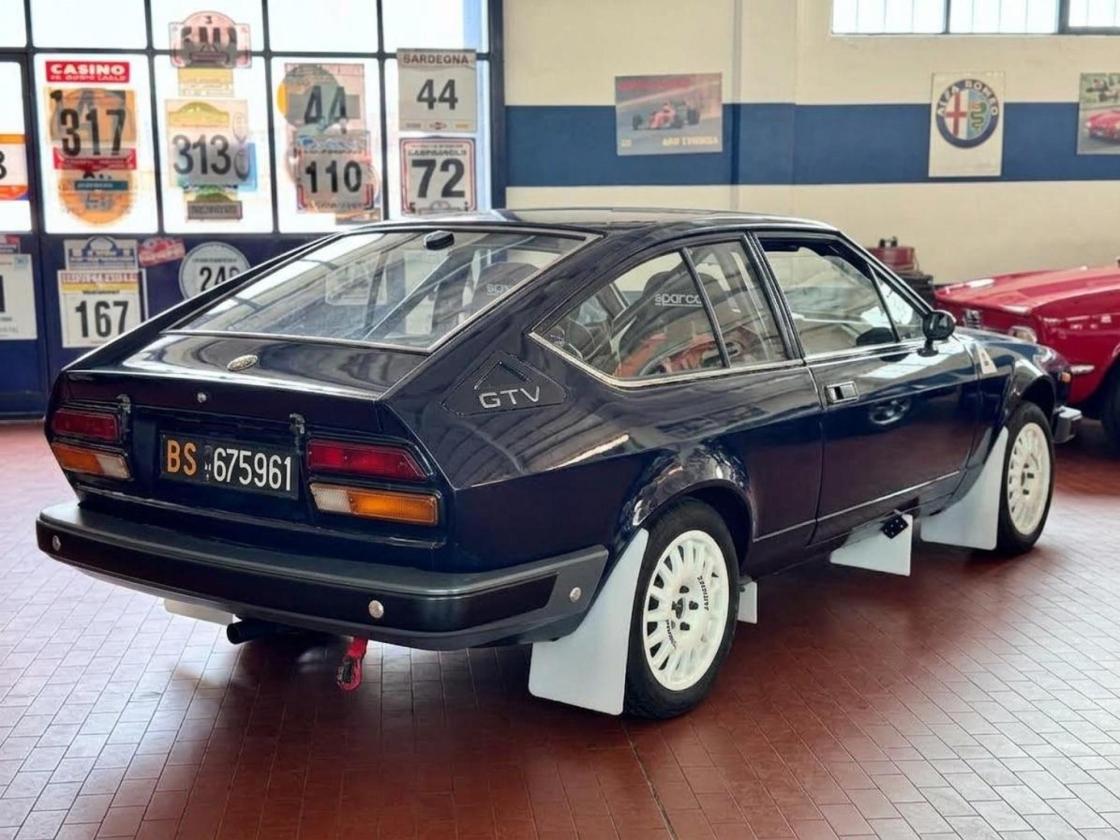 Alfa Romeo Alfetta GTV 2000 – GR.2 - Image 7