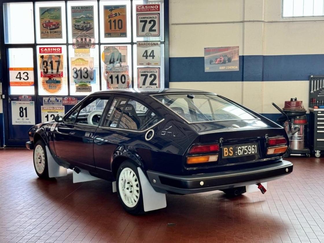 Alfa Romeo Alfetta GTV 2000 – GR.2 - Image 8