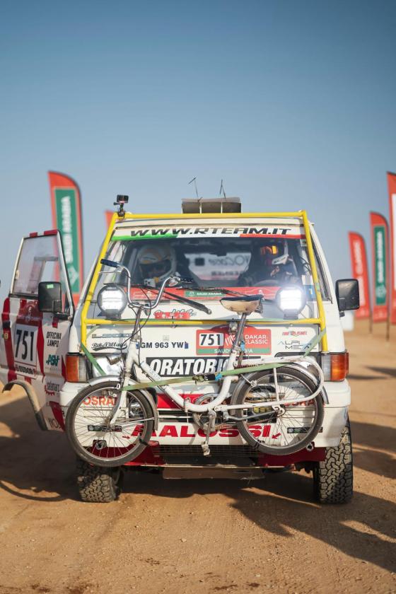 Mitsubishi L300 - Delica Dakar Classic - Image 4