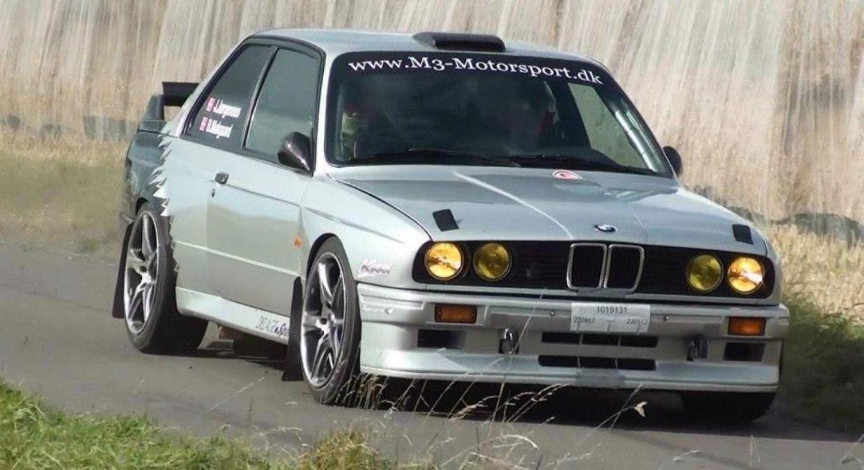 BMW M3 E30