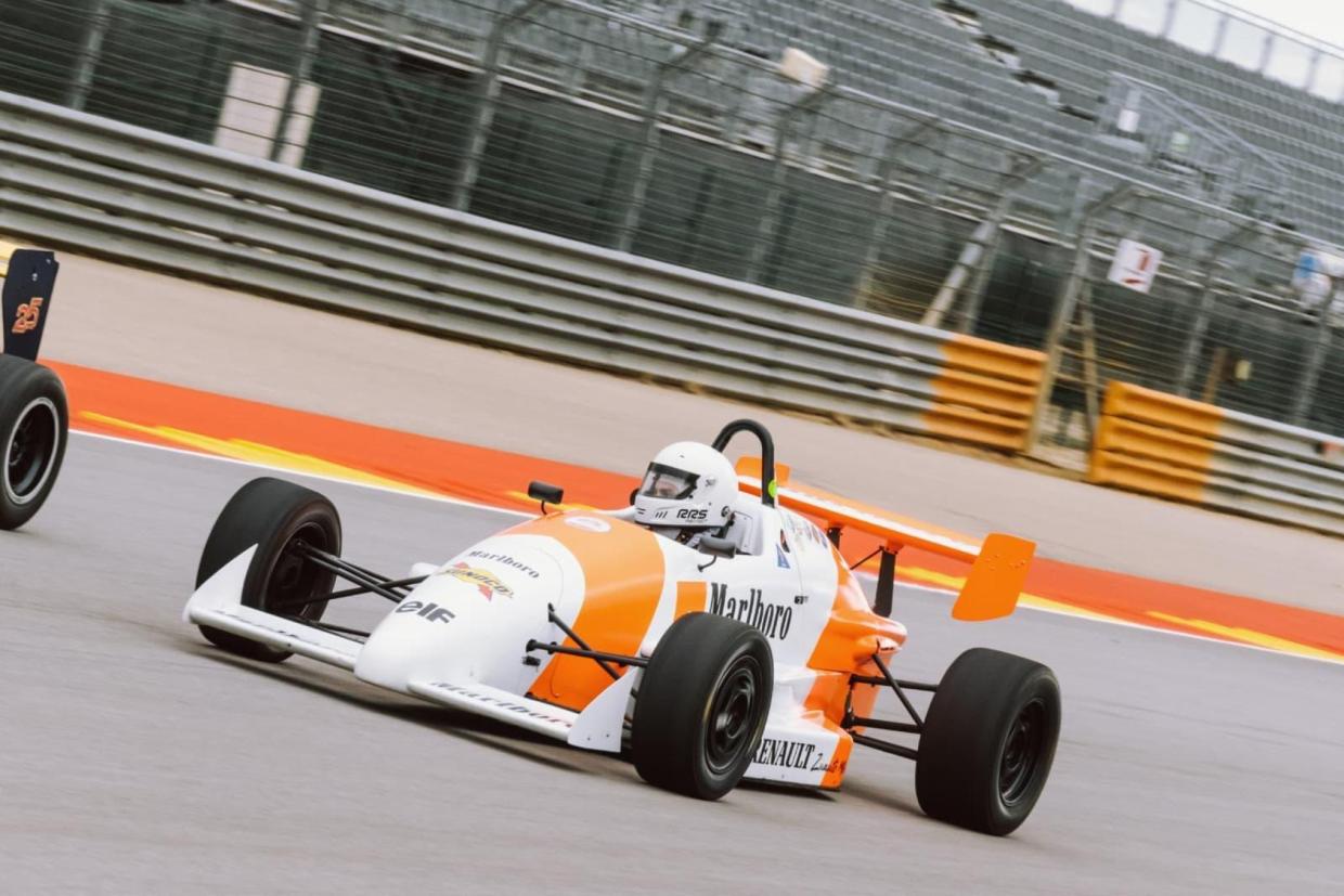 Formula Renault Alpa fr92 Marlboro - Image 4