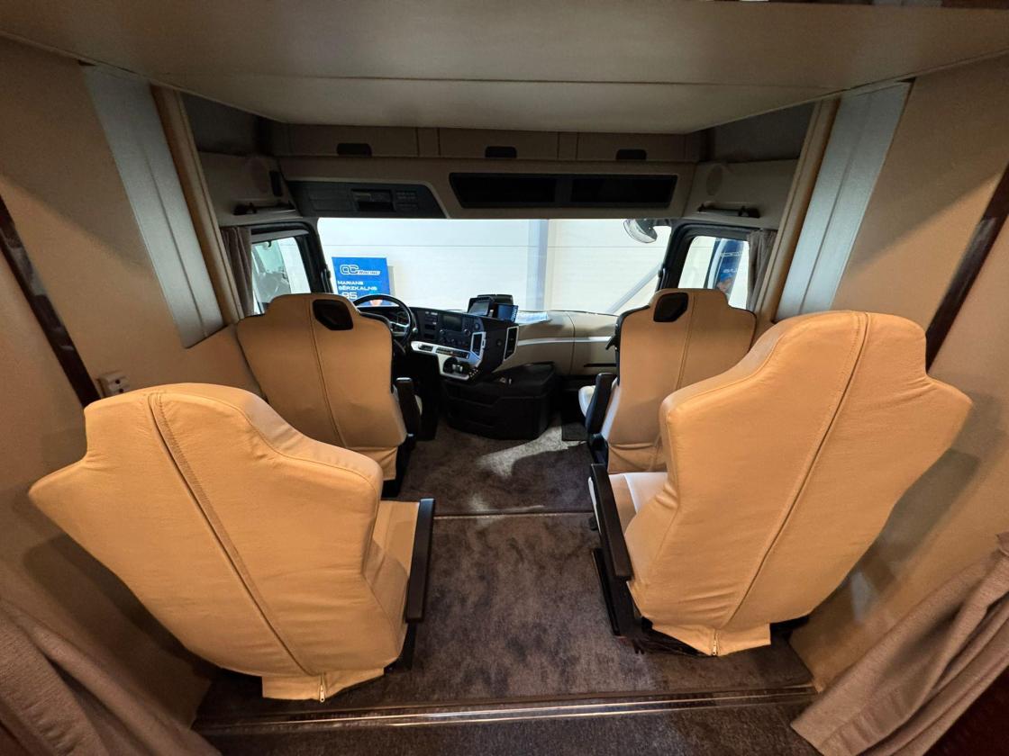 Mercedes Benz Actros - Image 7