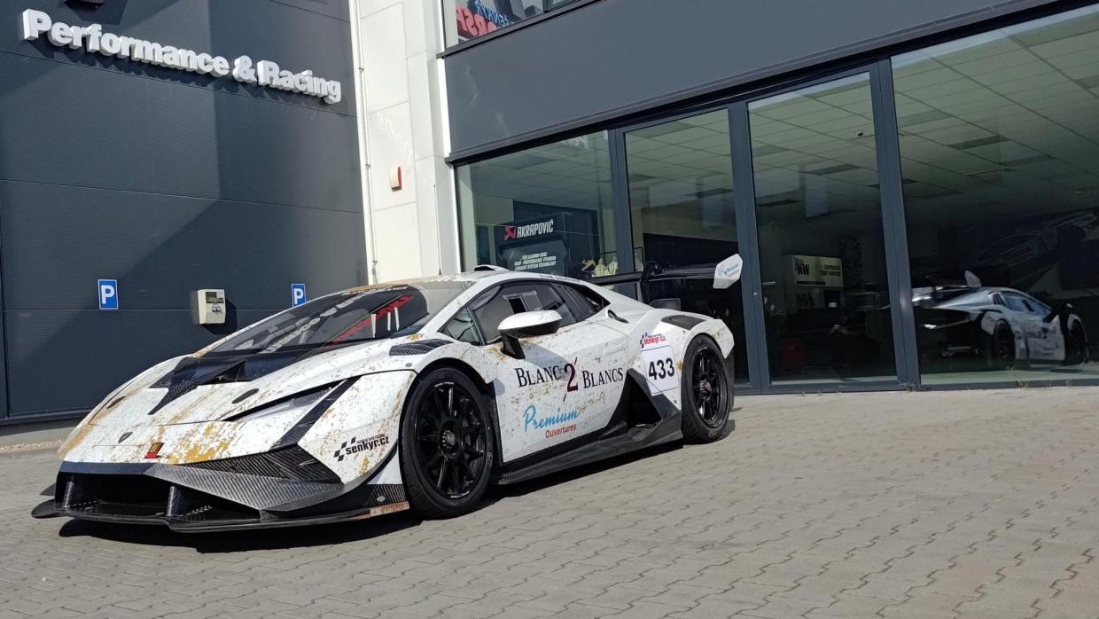 Lamborghini Huracán Super Trofeo EVO2 - Image 2