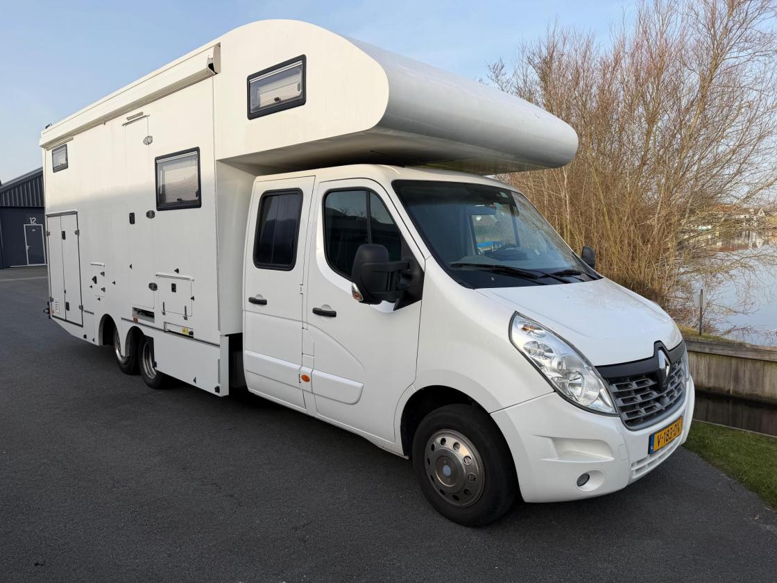 Renault Master Motorhome - Image 4