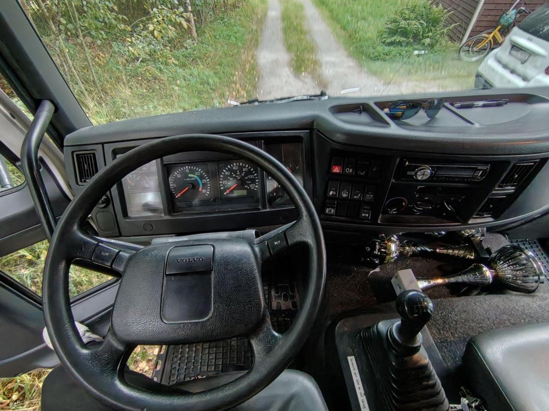Volvo FL6 - Image 6