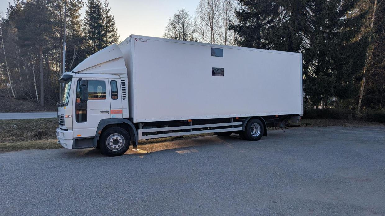 Volvo FL6 - Image 3