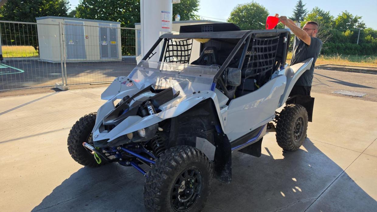 YAMAHA YXZ 1000RR T4