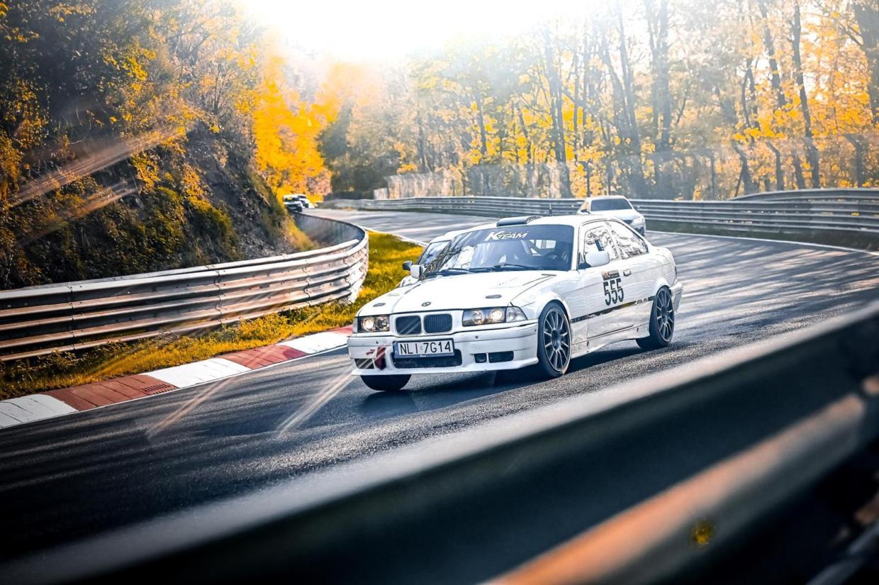 BMW E36 330i – race car – road legal – ring tool