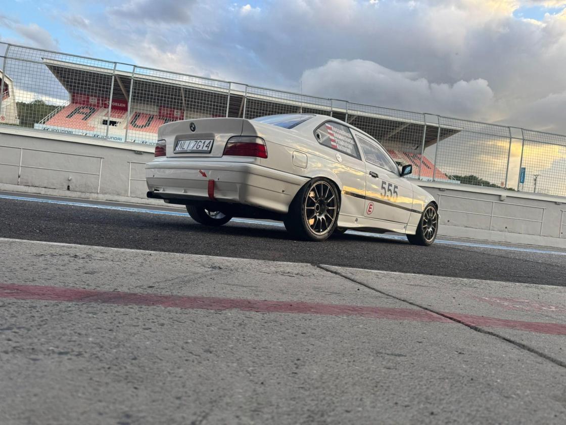 BMW E36 330i – race car – road legal – ring tool - Image 2