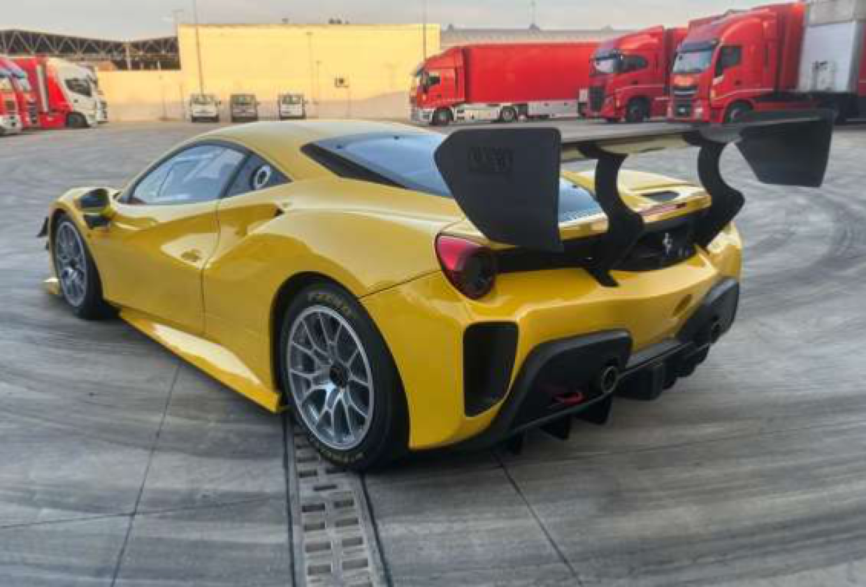 Ferrari 488 Challenge Evo - Vaizdas 6