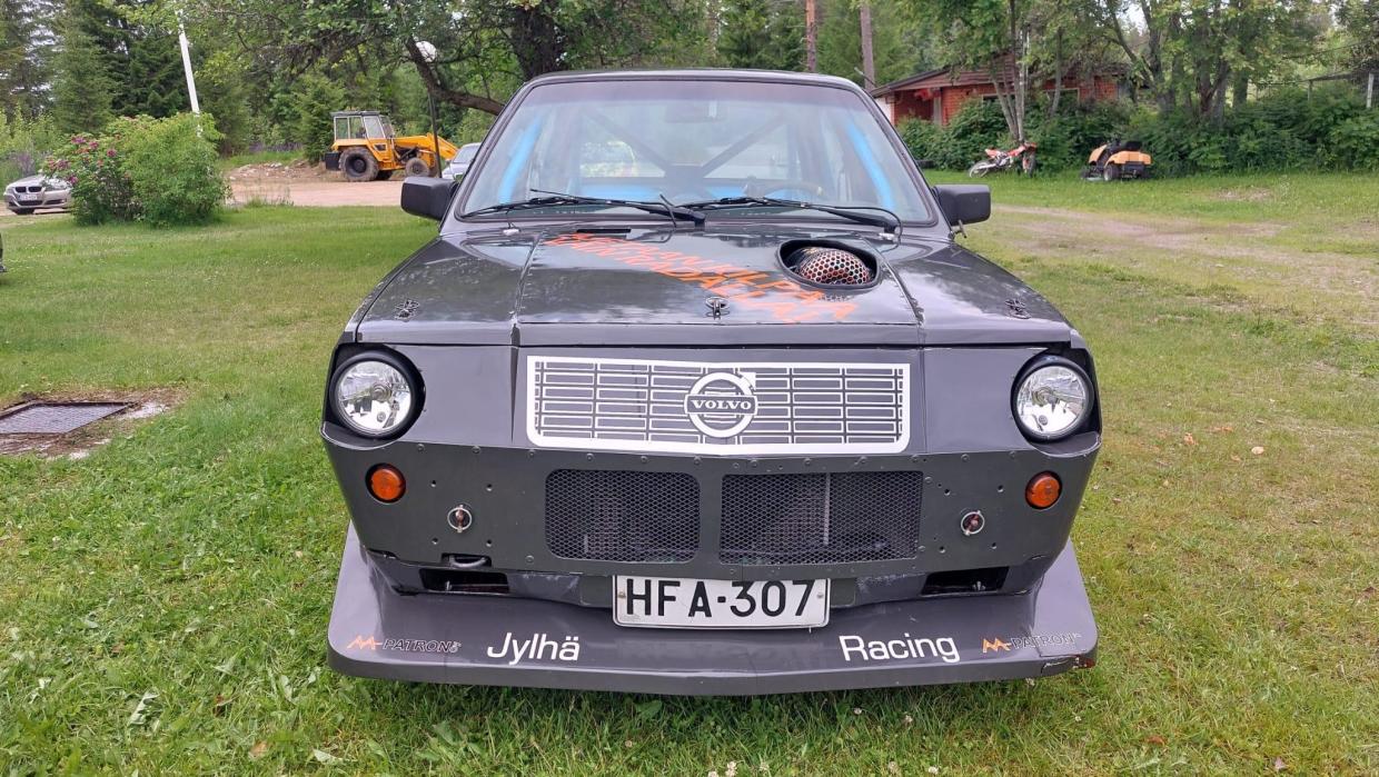 Volvo 360 2.3L -90, 6-speed ZF - Image 4
