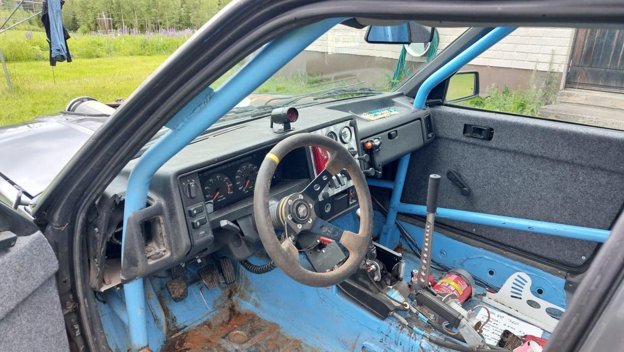 Volvo 360 2.3L -90, 6-speed ZF - Image 7