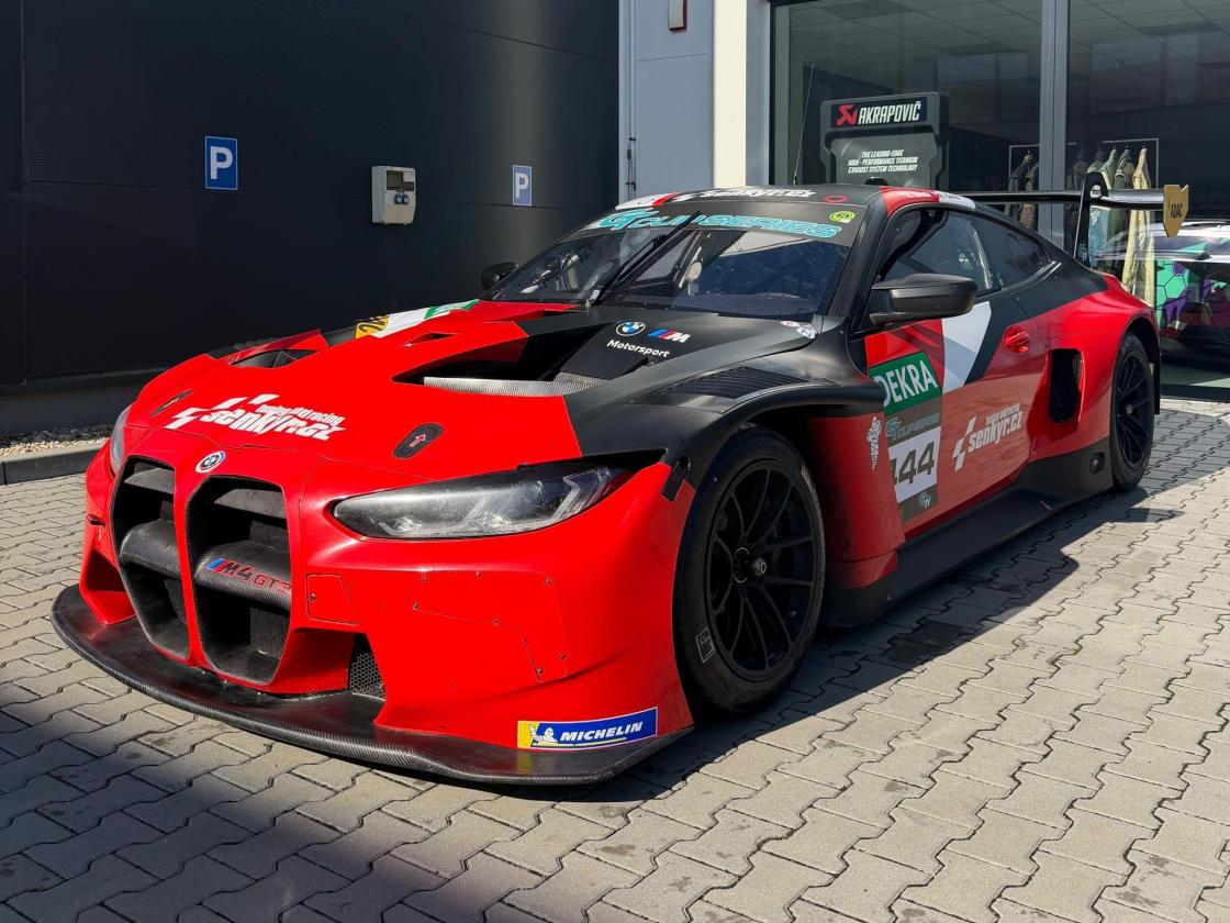 BMW M4 GT3 (G82) - Image 2
