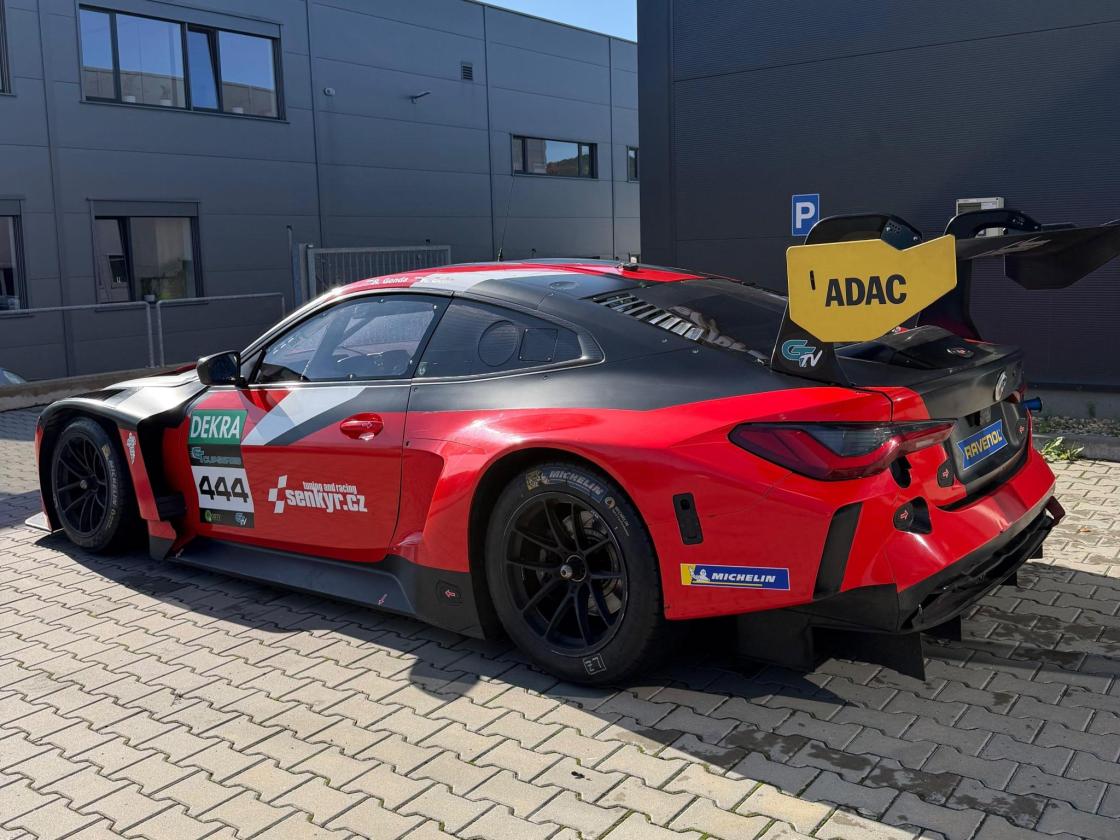 BMW M4 GT3 (G82) - Image 3